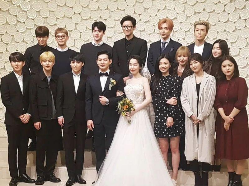 sao hàn mặc gì khi đi đám cưới