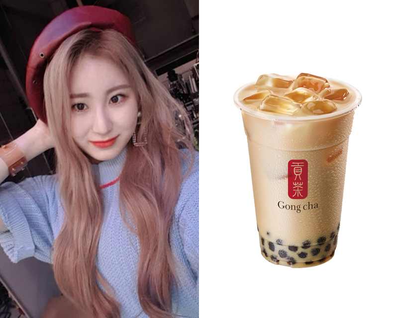 Lee Chae yeon drinking black tea Gong Cha