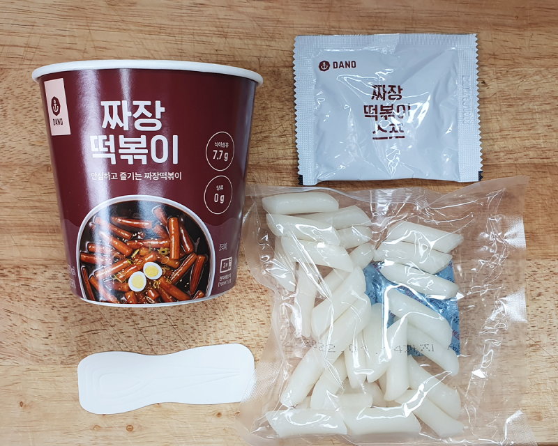 bên trong Dano Tteokbokki - thực phẩm giảm cân Hàn Quốc