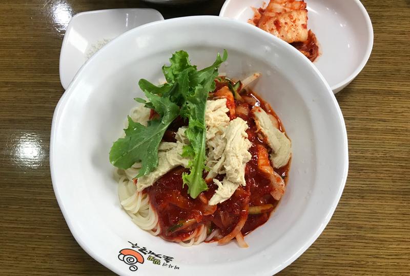 Chogye bibimguksu on a table at Misari Milbit Chogye Guksu