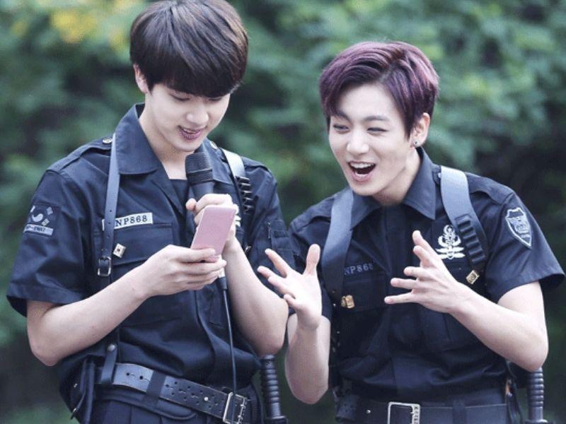 หมายเลขโทรศัพท์มือถือเริ่มต้นด้วย 010 / +82