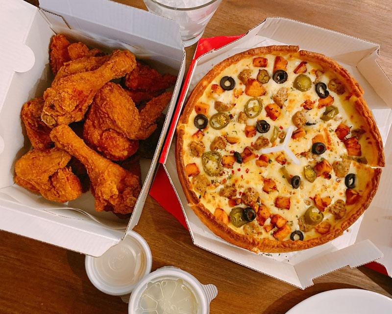 ไก่ทอดพิชซ่า