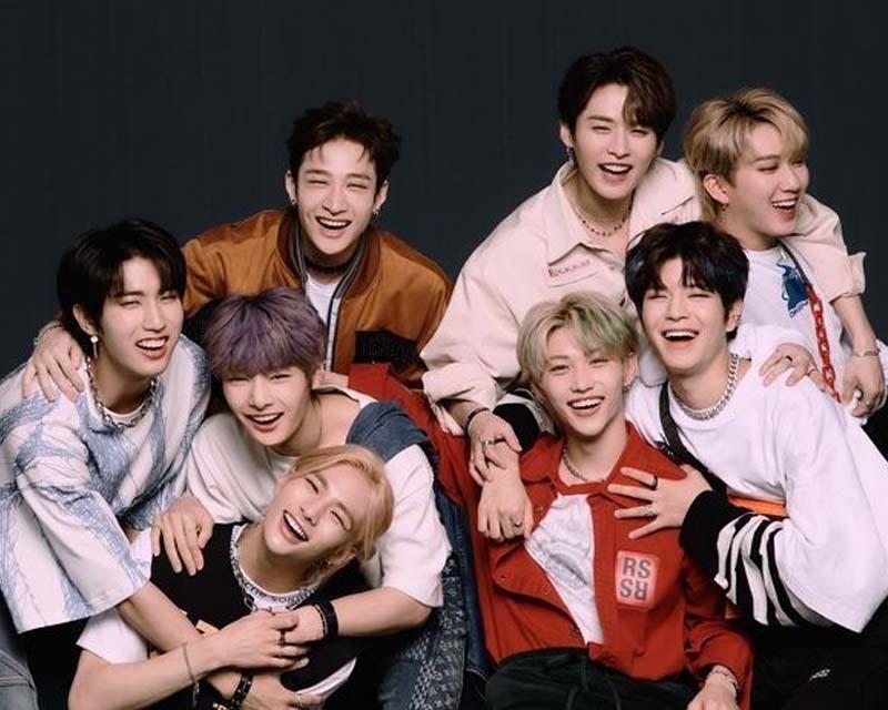 Stray Kids