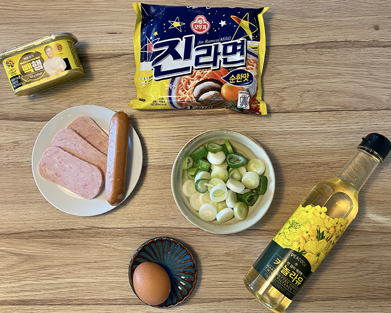 A layout of all ingredients needed to make BTS x Baek Jong-won