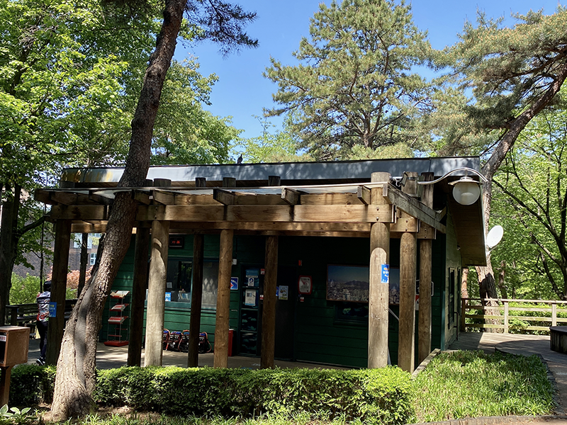 Achasan information centre exterior