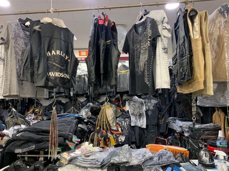 Seoul Folk Flea Market clothes