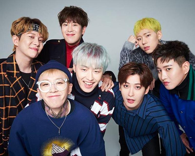 Block B กับภาพลุคที่เข้มข้นและมีสไตล์เป็นเอกลักษณ์ในคอลเลคชั่นใหม่