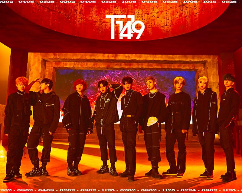 T1419 กับทัศนคติที่มีความมั่นใจและชุดสีดำที่เข้มขลังในการแสดงที่ทรงพลัง