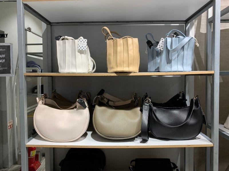 túi không góc cạnh mẫu túi xách đang là xu hướng ở Hàn