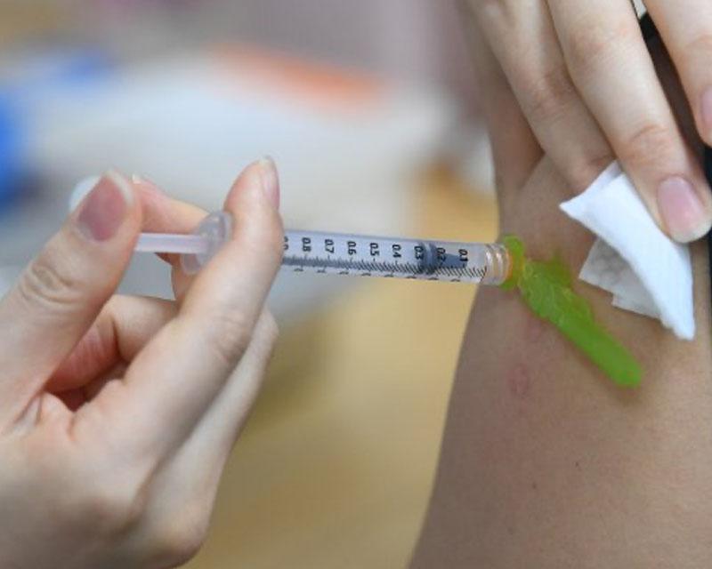 ผลข้างเคียงจากวัคซีนโควิด