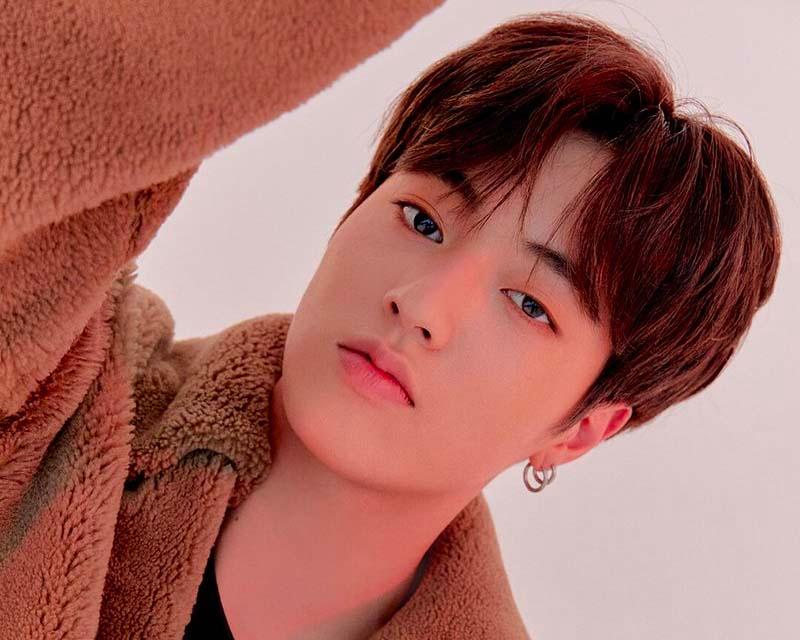 ไอดอลชายในชุดขนสัตว์สีพาสเทล, บรรยากาศอบอุ่น, ความสูง 185 เซนติเมตร, ฮารุโตะ ไอดอลจากวง Treasure