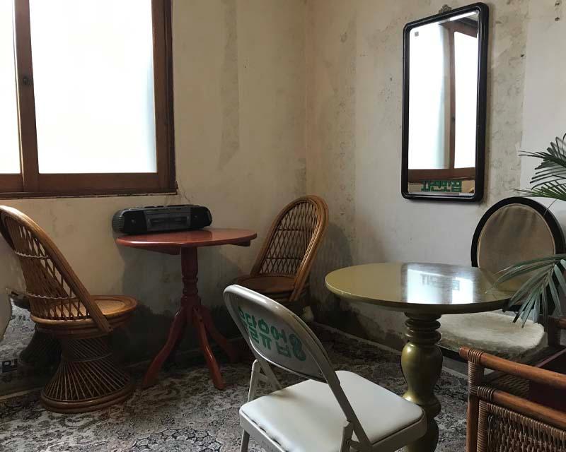 유달유업充滿田園風格的傢俱，給人一種舒適的懷舊感。