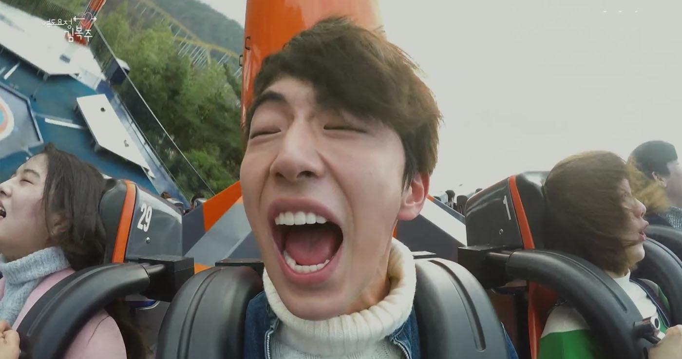 เครื่องเล่นน่าหวาดเสียวในเกาหลี