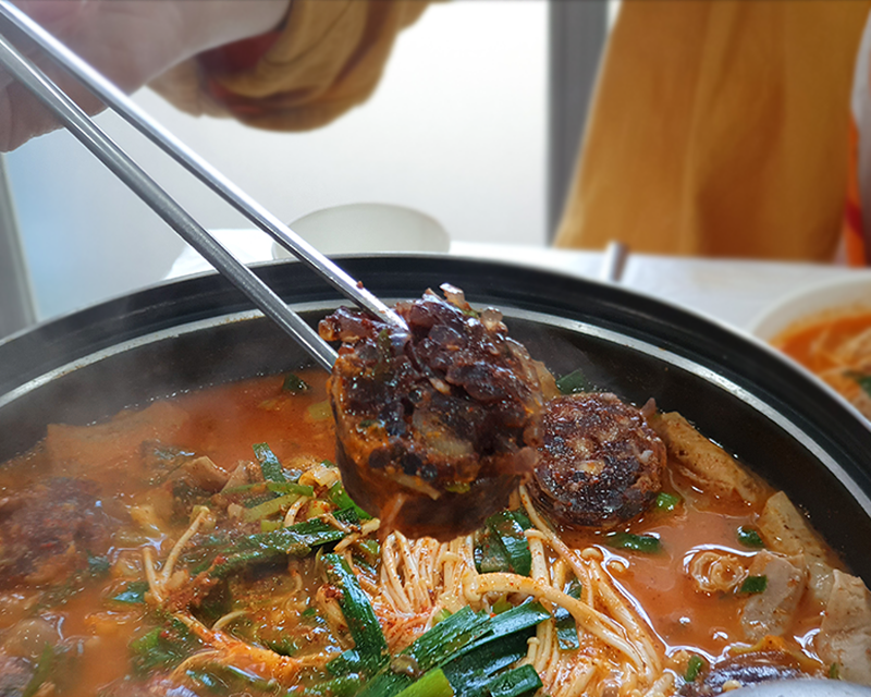 韓國丹陽血腸大腸鍋, 地道美食體驗