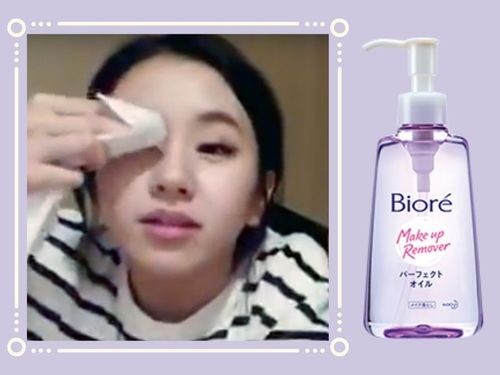 Chaeyoung dùng Biore Perfect Oil
