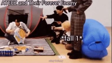 ชองฮวาและสมาชิก ATEEZ คนอื่นเจอปัญหากับเบาะลมระหว่างไลฟ์สตรีม