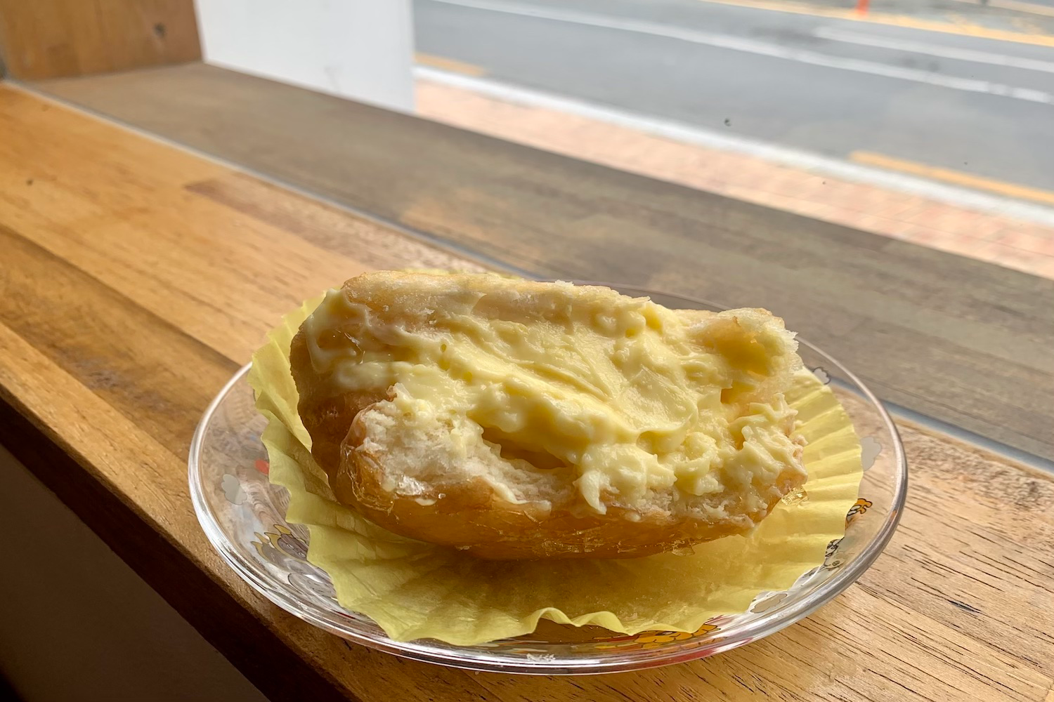 creme brûlée donuts at Naricomo Daegu
