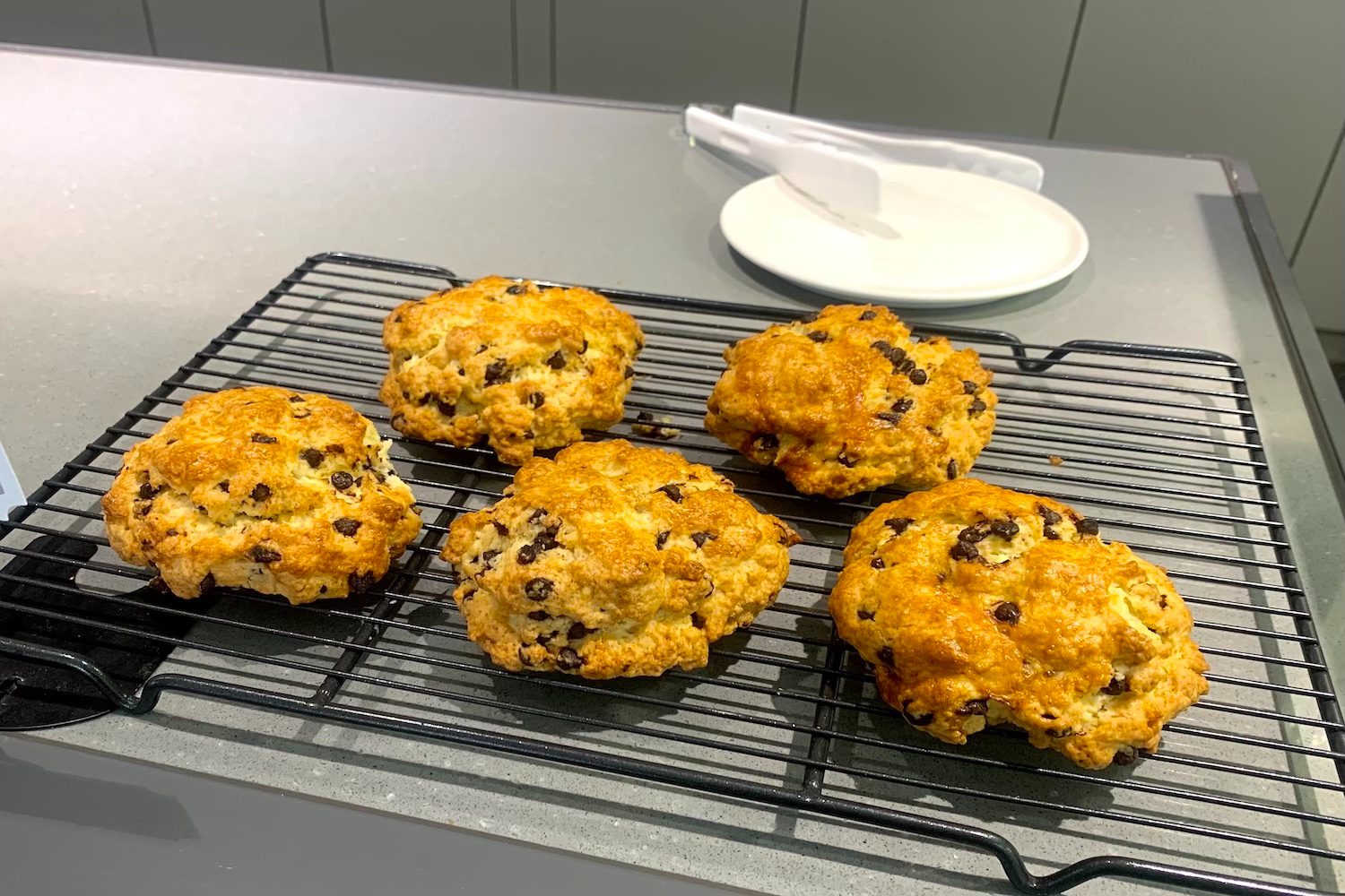 scones on display at Monolig Daegu
