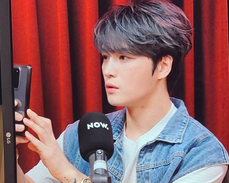 คิมแจจุงให้สัมภาษณ์ในรายการวิทยุ Naver Now