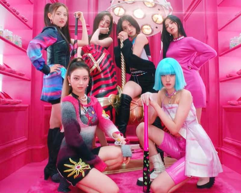 “So Bad” จาก STAYC