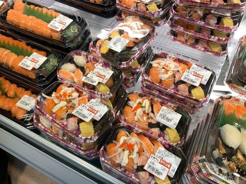 đồ ăn ở lotte mart