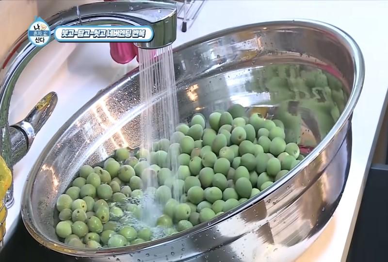 韓国文化、韓国梅エキス、梅エキス漬け、メシル、韓国マート