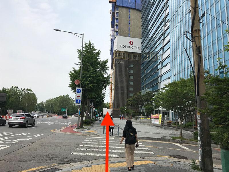 direction to The SameE cafe YG