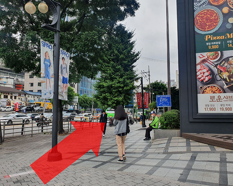 韓国旅行 韓国観光 韓国カフェ 韓国グルメ 韓国 ソウル 弘大 新村