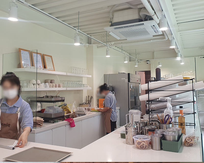 韓国旅行 韓国観光 韓国カフェ 韓国グルメ 韓国 ソウル 弘大 新村