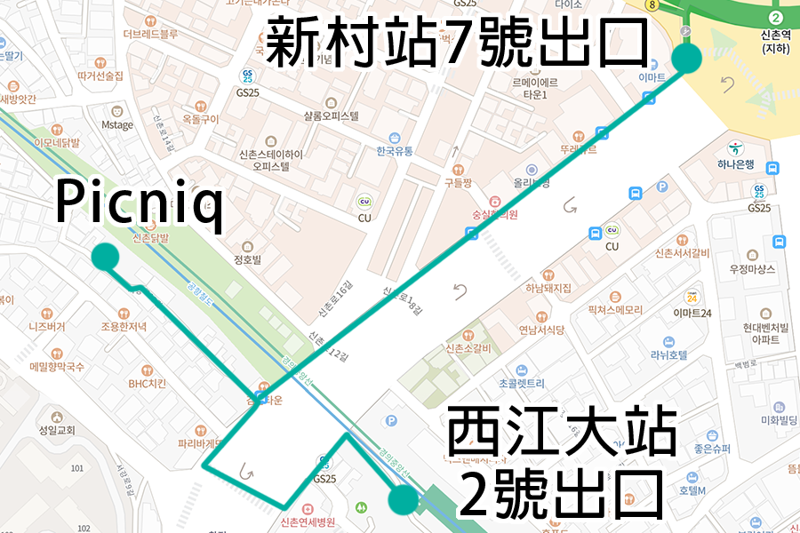 从西江大站和新村站到Picniq咖啡厅的地图路线，标示出地铁出口和步行路线，方便访问