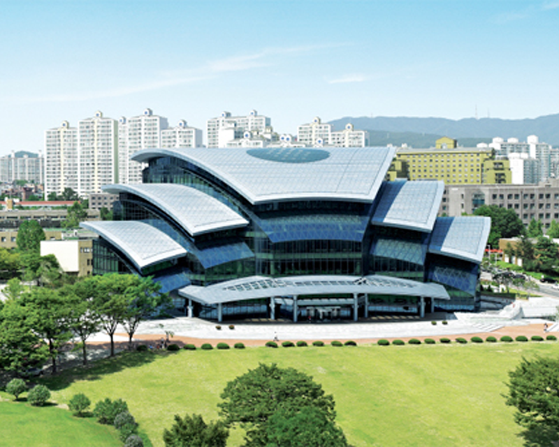 Sungkyunkwan University campus exterior 