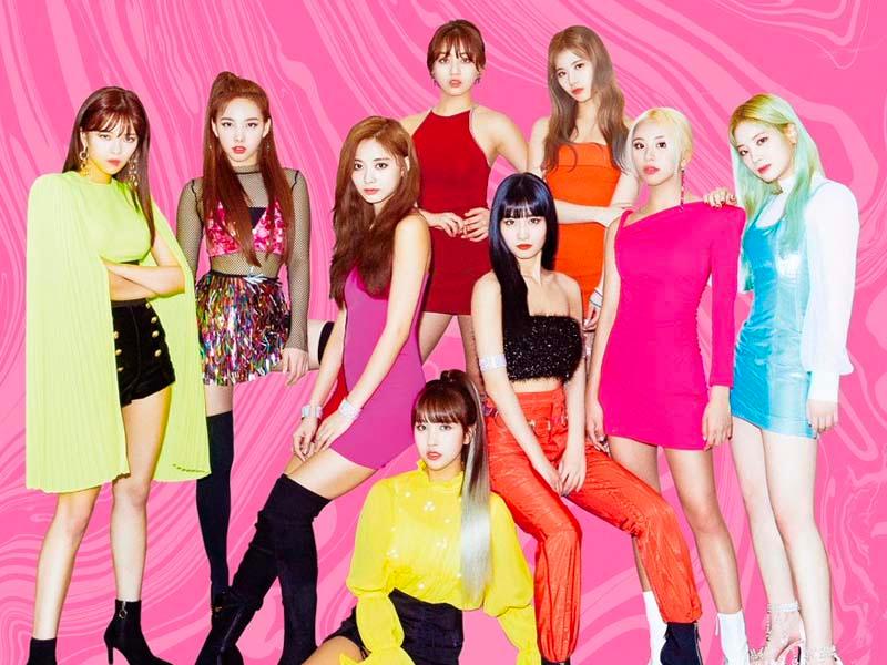 วง TWICE ในคอนเซปต์เพลง Fancy ที่มีการแสดงและการแต่งกายที่สวยงามและน่าจดจำ