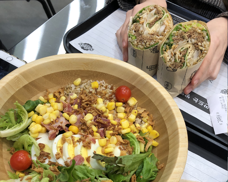 korean franchise salady salad and wrap