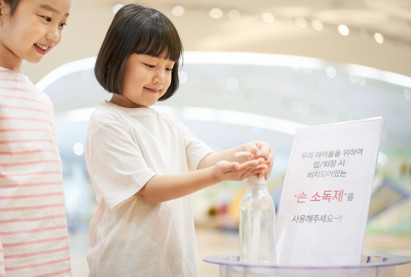 韓国文化、コロナ、韓国人、マスク、マスクストラップ、消毒、韓国のパン屋、社会的距離の確保、コロナ対策