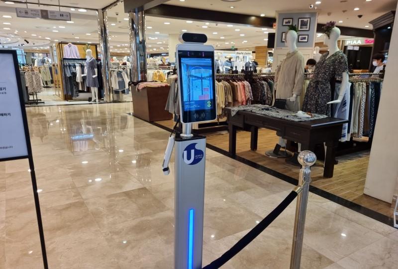 韓国文化、コロナ、韓国人、マスク、マスクストラップ、消毒、韓国のパン屋、社会的距離の確保、コロナ対策