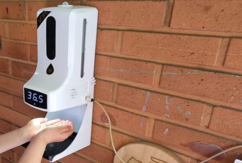 韓国文化、コロナ、韓国人、マスク、マスクストラップ、消毒、韓国のパン屋、社会的距離の確保、コロナ対策