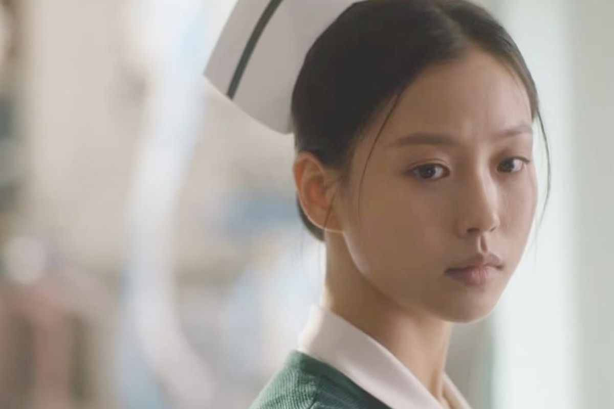 Go Min-si as a nurse on Youth of May