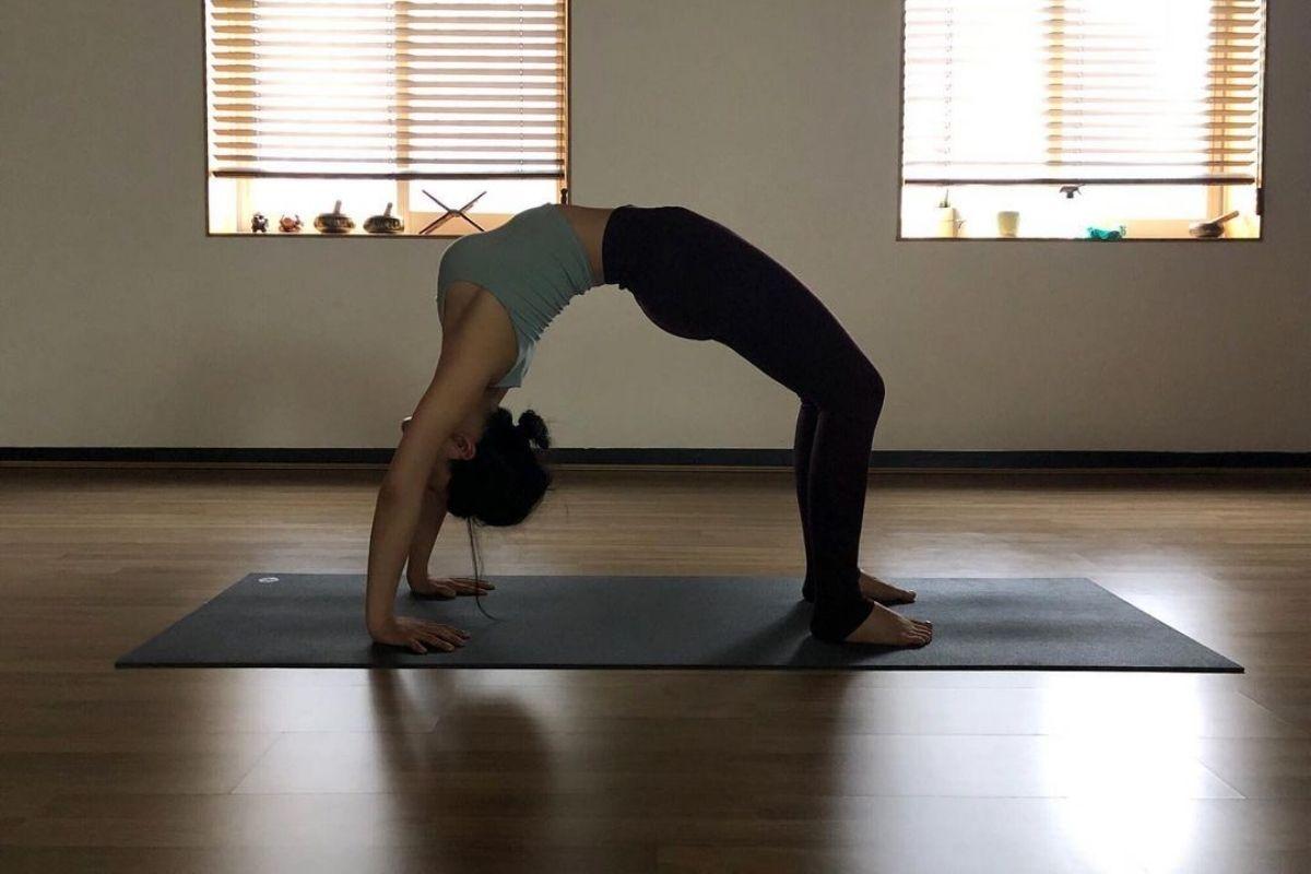 diễn viên youth of may go min si tập yoga