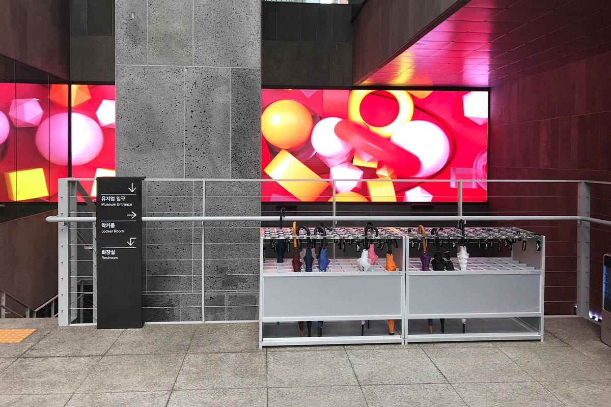 Place where visitors can store their umbrellas