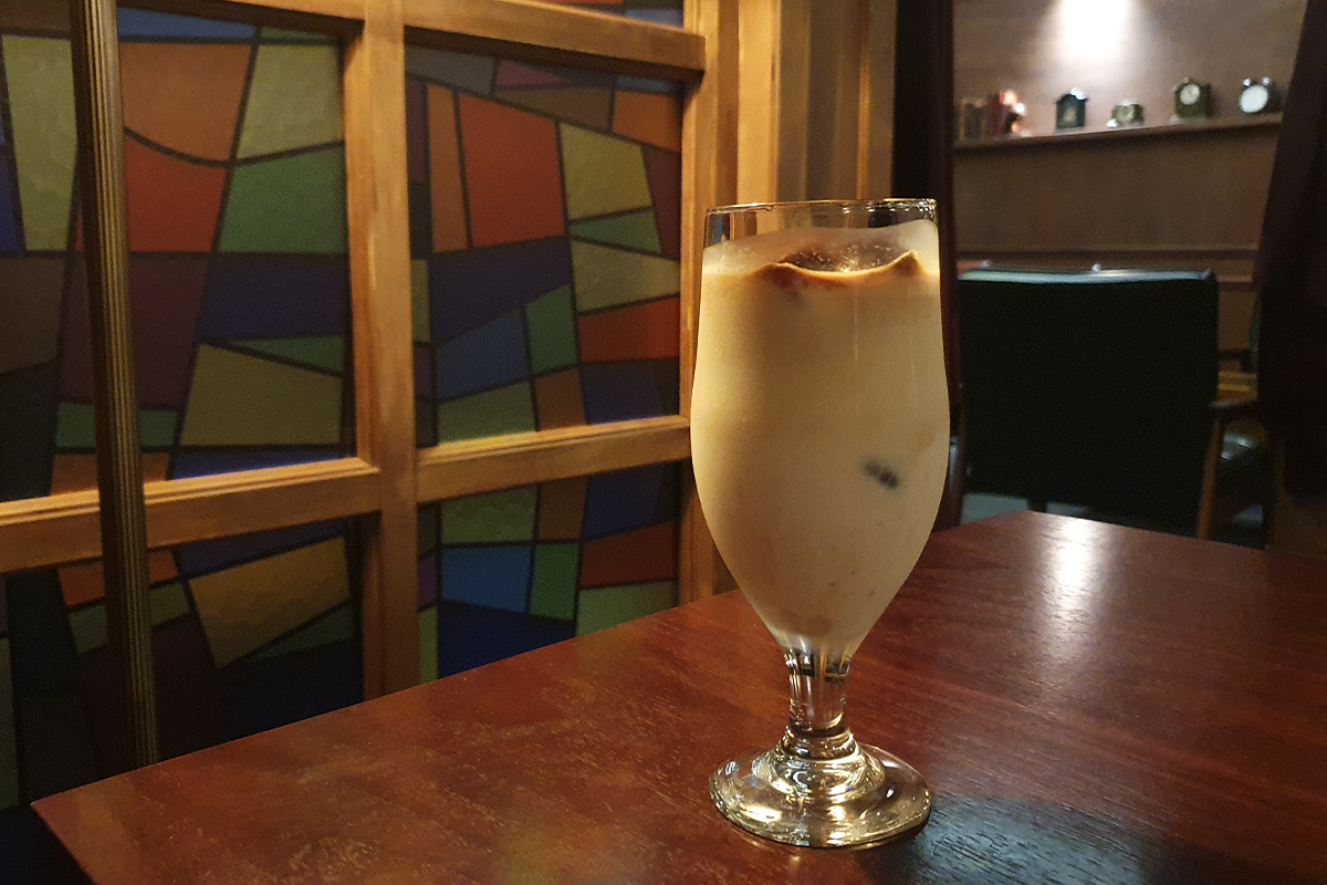 韓国、韓国カフェ、おしゃれカフェ、韓国グルメ、韓国旅行、デザート、韓国観光、新村、シンチョン、ソウル