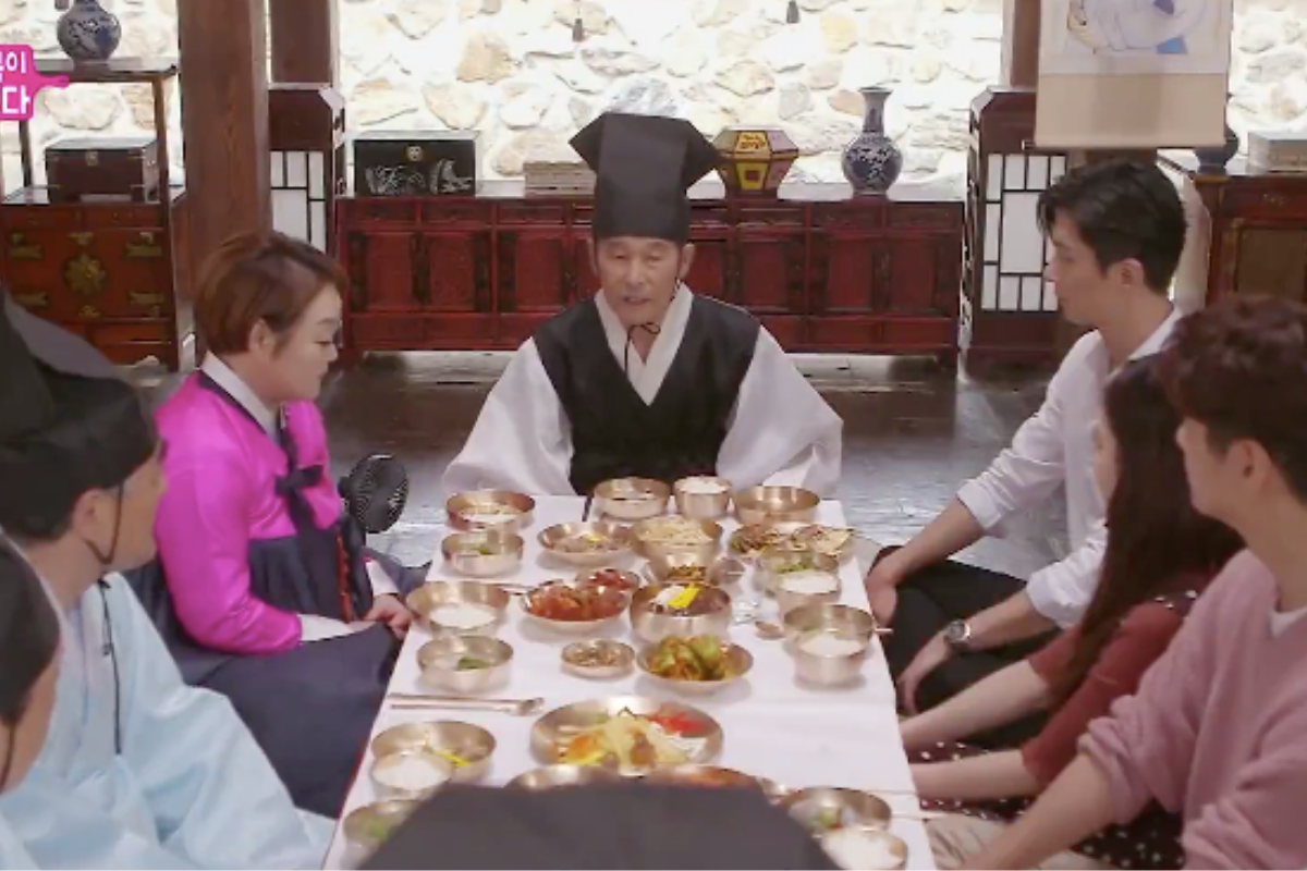 thứ tự trong bàn ăn truyền thống của Hàn Quốc