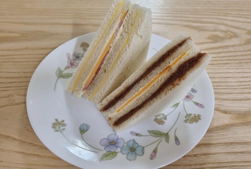 Hong Ruizhen (홍루이젠) | แซนวิชแฮมชีส แซนวิชช็อกโกแลต