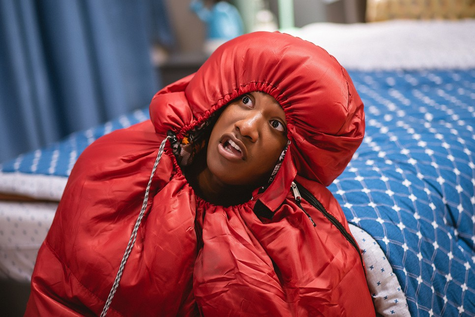 韓賢敏飾演的角色在《明天不要來》中的獨特魅力展現場景