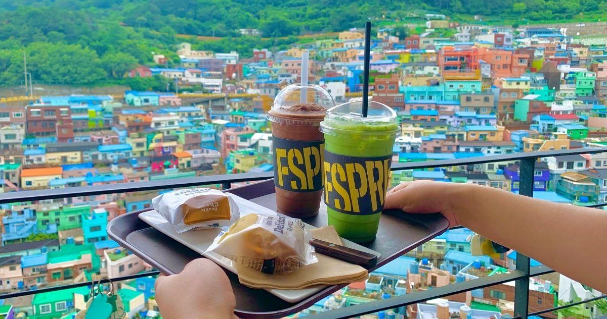 CAFE AVANT GARDE: Cafe với view siêu đẹp ở Làng Văn hoá Gamcheon, Busan