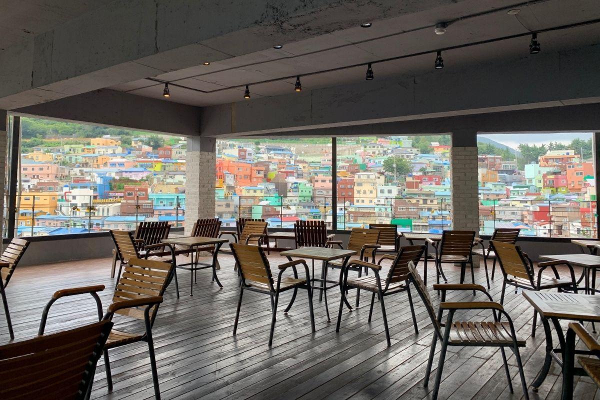 Outdoor seating at AVANT GARDE