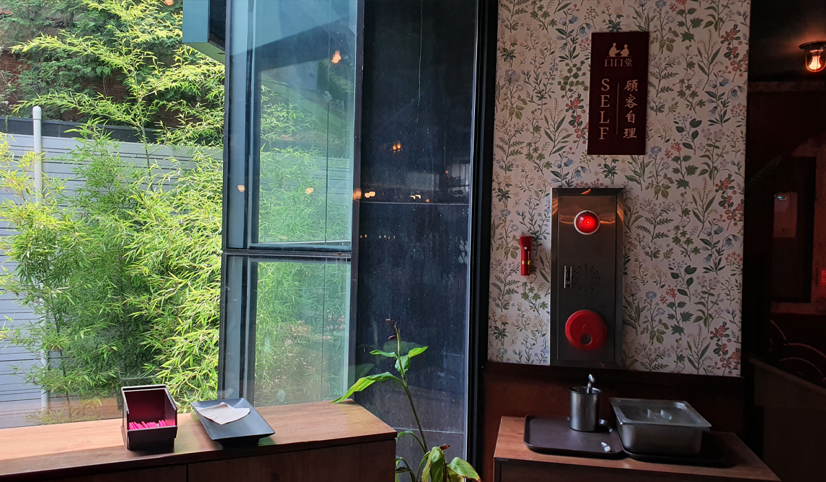 Interior shot of restaurant in Seoul