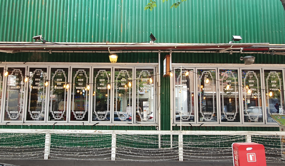 Exterior shot of restaurant bar in Seoul