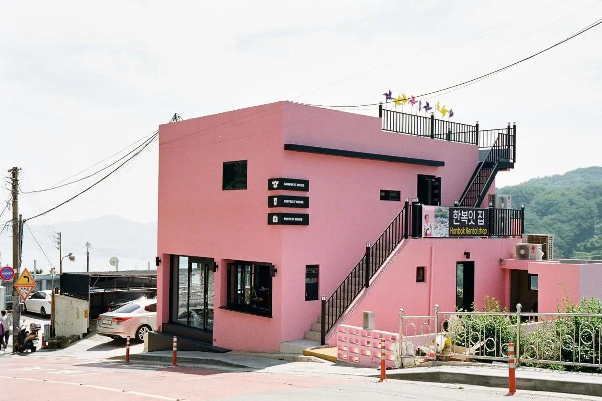 カンチョン文化村 カムチョン文化村 美味しいお店 カンチョン文化村カフェ カンチョン壁画村 プサン 星の王子さま プサン ハンボクレンタル プサン レンタルハンボク店 プサン ハンボク体験 プサン ハンボク