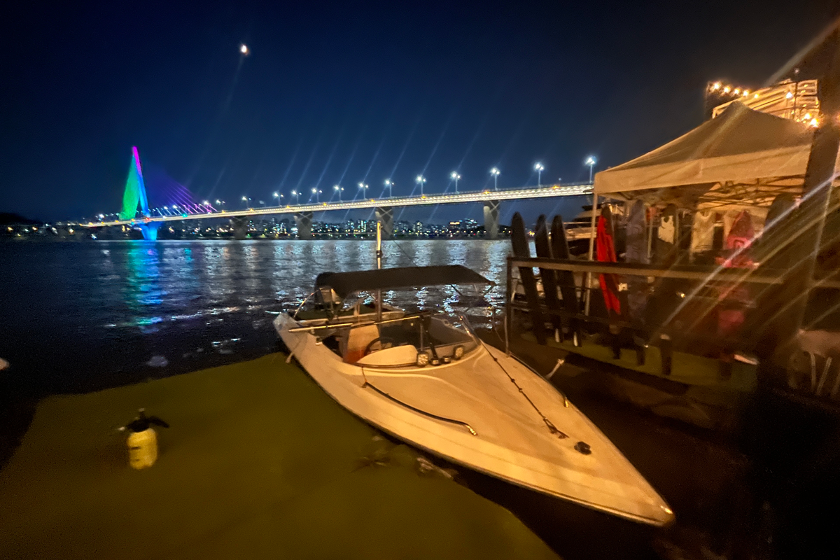 韓国、韓国旅行、韓国観光、ソウル、ソウル旅行、韓国グルメ、ソウルグルメ、Waikiki Market、ワイキキマーケット、バーベキュー、韓国焼肉、水上レジャー、スピードボート体験、韓牛、漢江、ハンガン