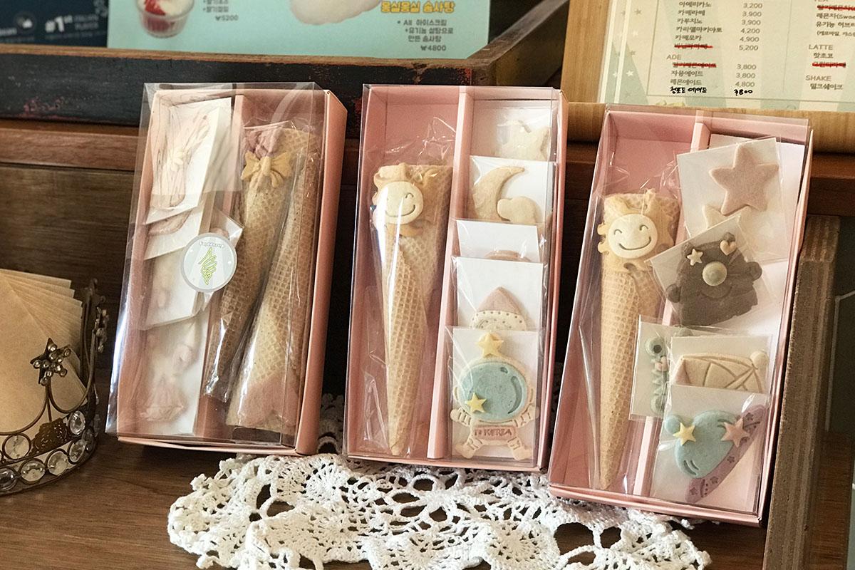 Design your own ice cream sets available for purchase